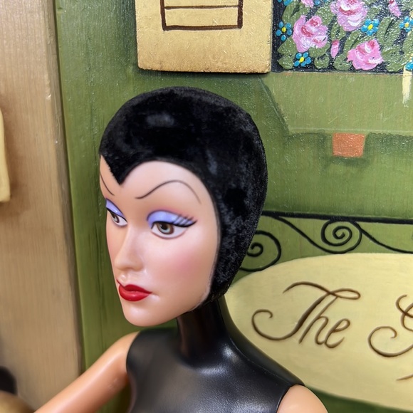 Vintage 1999 Disney Signature Collection Evil Queen Snow White Stepmother 11.5” - Picture 14 of 17